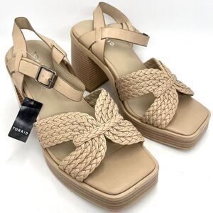 New Torrid Strappy Cream Platform Heel Sandal - Size 8WW